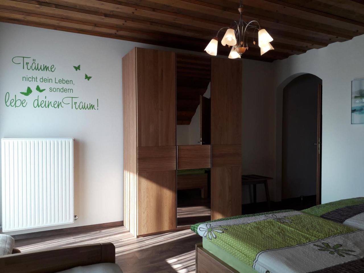 Farm stay Pfeifferhof Mariapfarr